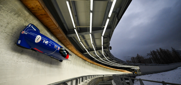 Wider podium place for 4-man crew