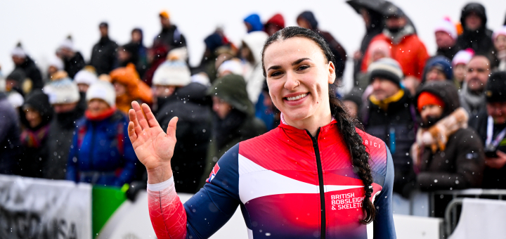 Nicoll ninth on WCH debut