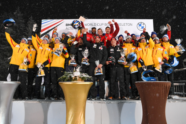 RAB 400 2 Podium